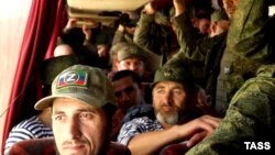 Мобилизованные и добровольцы из Дагестана едут готовиться к боям в Украине, октябрь 2022 года