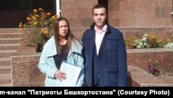 Раиса Болдова и ее адвокат Айдар Хызыров