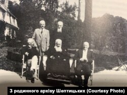 Брати Шептицькі, Прилбичі, 4 серпня 1939 рік