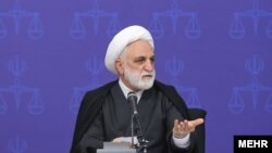 د ایران مشر قاضي غلام حسین محسني اژه يي - پخوانی انځور.