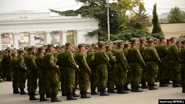 Мітинг у Севастополі, присвячений проводам російських військовослужбовців 47-ї мотострілецької дивізії на війну. Крим, 27 вересня 2022 року