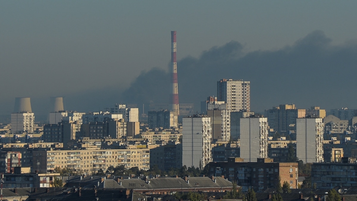Руските сили отново атакуваха енергийните съоръжения на Украйна, оставяйки част