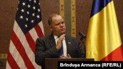 William O'Connor, atașat cultural al Ambasadei SUA la București, a omagiat la Timișoara sfertul de veac al cooperării româno-americane.