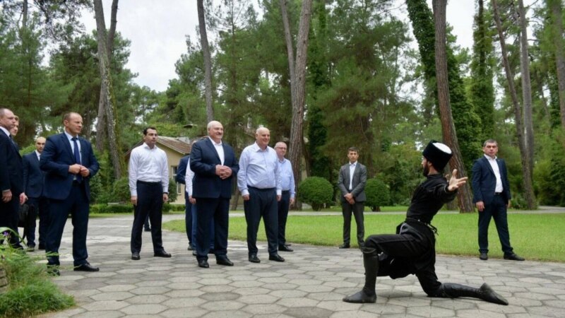 Амбасадара Беларусі выклікалі ў МЗС Грузіі праз візыт Лукашэнкі ў самаабвешчаную Абхазію