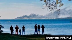 Пожар после взрыва на Керченском мосту, 8 октября 2022 года 