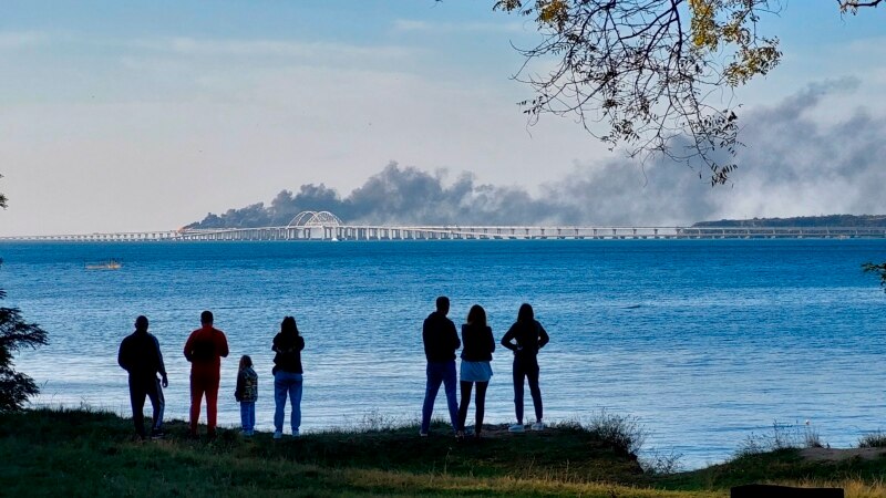 Турист не пройдет. Россияне отказываются от Крыма после взрыва на Керченском мосту