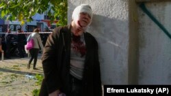 Galerie foto | Urmările atacului cu rachete asupra Kievului. Volodimir Zelenski acuză Rusia de terorism