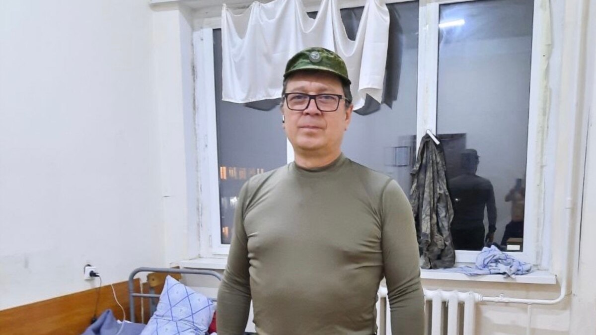 Блогер из Чувашии Юрий Шакеев отправился на войну. Ему 54 года и у него ...
