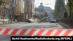 Центр Киева после российской атаки 10 октября был о российском ударе у посольства Румынии в Киеве