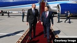Президенты Азербайджана и Кыргызстана - Ильхам Алиев и Садыр Жапаров. 11 октября 2022 года. 