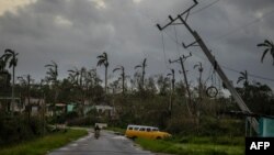Na kubanskoj državnoj televiziji je šef uprave za električnu energiju objavio da je došlo do nestanka struje na cijelom otoku kao posljedica kvara nacionalnog električnog sistema, zbog čega je 11 miliona ljudi ostalo u mraku.