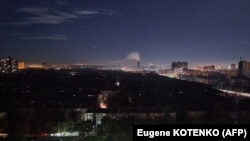 Вечерний Киев в период отключения электроэнергии, октябрь 2022 года