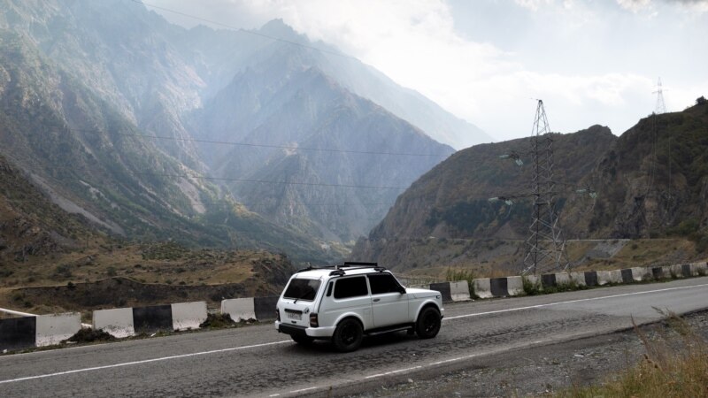 სტეფანწმინდა-ლარსის მონაკვეთზე მეწყრის გამო გადაკეტილი გზა გაიხსნა