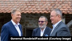 Klaus Iohannis, omul de afaceri Michael Schmidt și premierul Nicolae Ciucă.