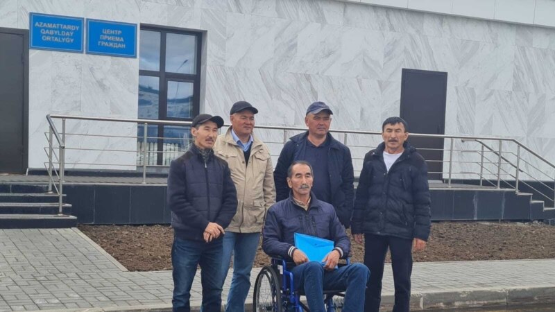 Январские события: прикованный к коляске после ранения Даулет Мухажанов пришел в Генпрокуратуру с заявлением