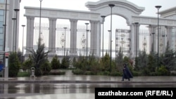 Aşgabat, S.Nyýazow köçesi