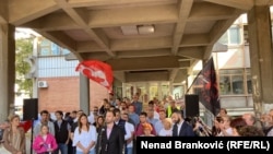 Protest Pokreta "Kreni-Promeni" ispred zgrade Trećeg osnovnog javnog Tužilaštva u Beogradu, 29. septembar 2026.