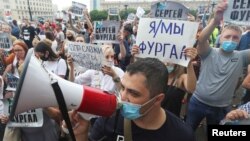 Хиляди жители на Хабаровск в Далечния изток на Русия протестираха с искания да бъде възстановен губернаторът на региона Сергей Фургал, отстранен от Кремъл