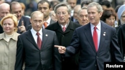 ვლადიმერ პუტინი და ჯორჯ ბუში, 2005 წლის 9 მაისი