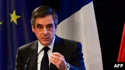 Кандидат в президенты Франции от республиканцев Франсуа Фийон