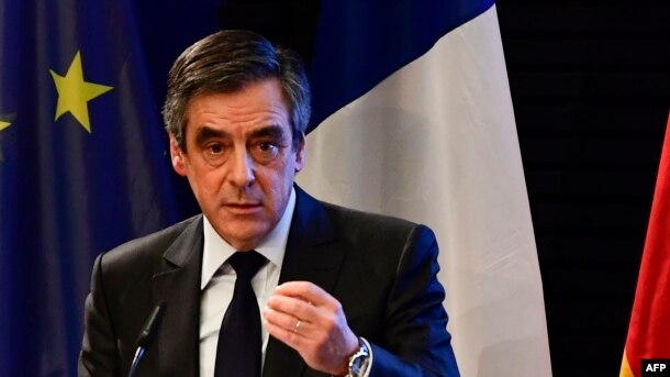 Republikanski kandidat Francois Fillon u centru korupcionaškog skandala zajedno sa suprugom