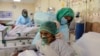 افراد مبتلا به ویروس کرونا در شفاخانه افغان‌جاپان