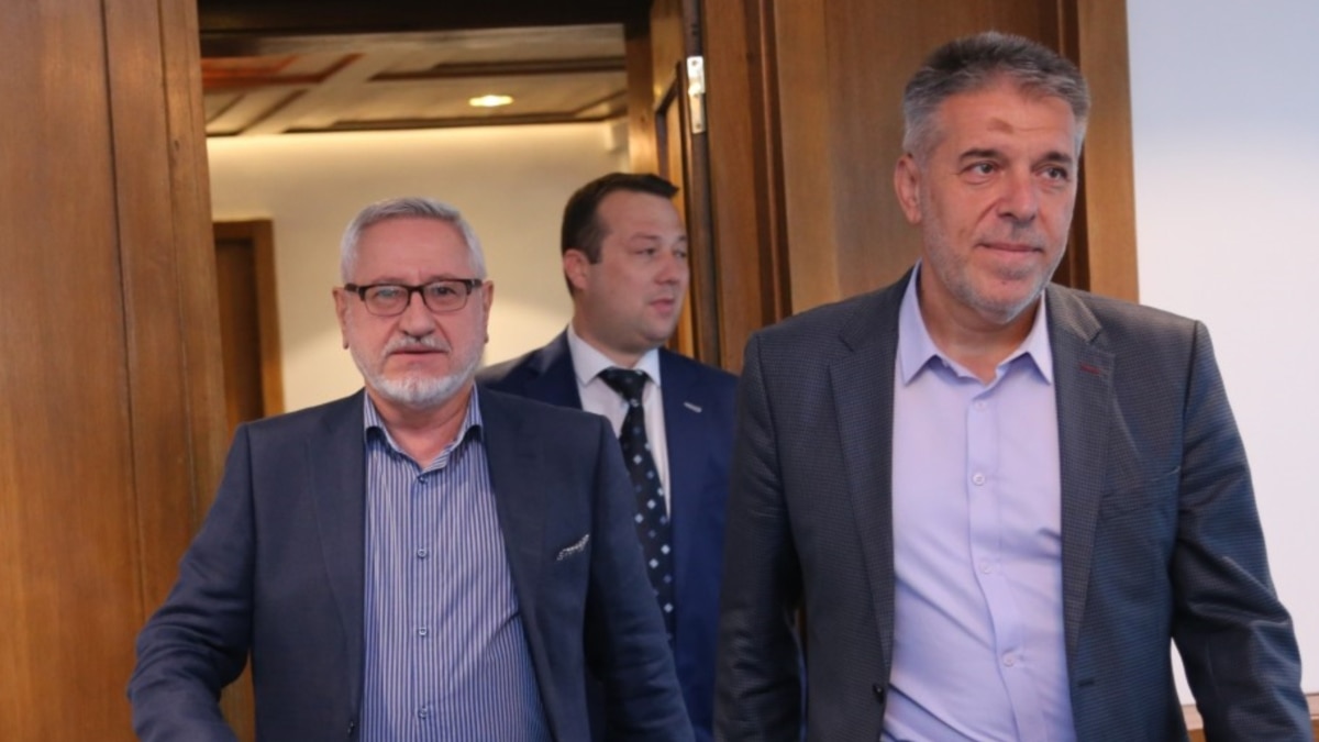 По „Тројанскиот коњ на Димитров“: Кој е поблизок до Москва - Скопје или ...