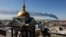 Російський Санкт-Петербург, де 3-6 червня відбувається міжнародний економічний форум, днями вже зазнавав атаки українських сил (на фото: дим після ударів 3 червня)