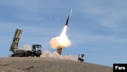 La lansarea unei rachete sol-aer iraniene, Talaash, cu rază lungă de acțiune