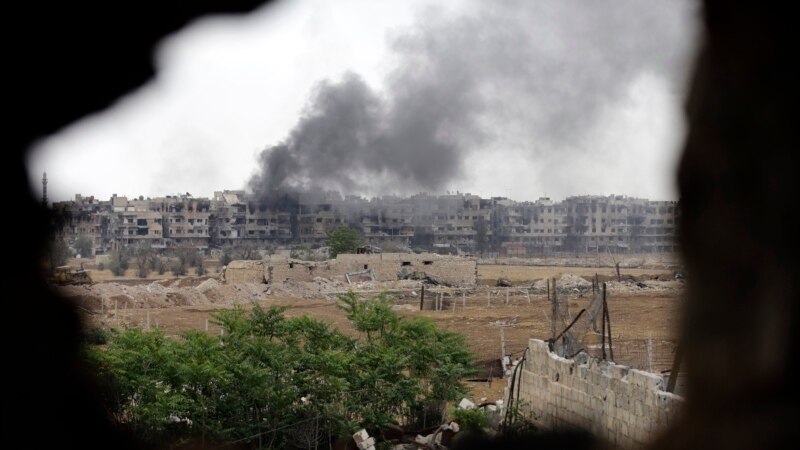 Un elicopter militar rusesc s-a prabușit luni în estul Siriei