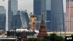 Մոսկովյան Կրեմլը և Ռուսաստանի մայրաքաղաքի գործարար կենտրոնը՝ Մոսկվա Սիթին, արխիվ