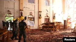 На месте взрыва в одном из католических храмов