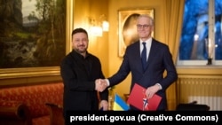 Президент Украины Владимир Зеленский и премьер-миниср Норвегии Йонас Гас Стёре, архивное фото