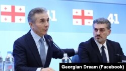 ბიძინა ივანიშვილი (მარცხნივ) და მიხეილ ყაველაშვილი