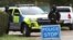 Британські поліцейські на дорозі поблизу авіабази Ферфорд, 28 вересня 2026 року