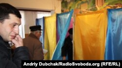 A regional Ukraine election booth during October 2010 voting.