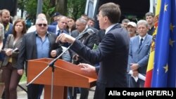 Мэр Кишинева отчитывается о работе за год, июнь 2016 г.