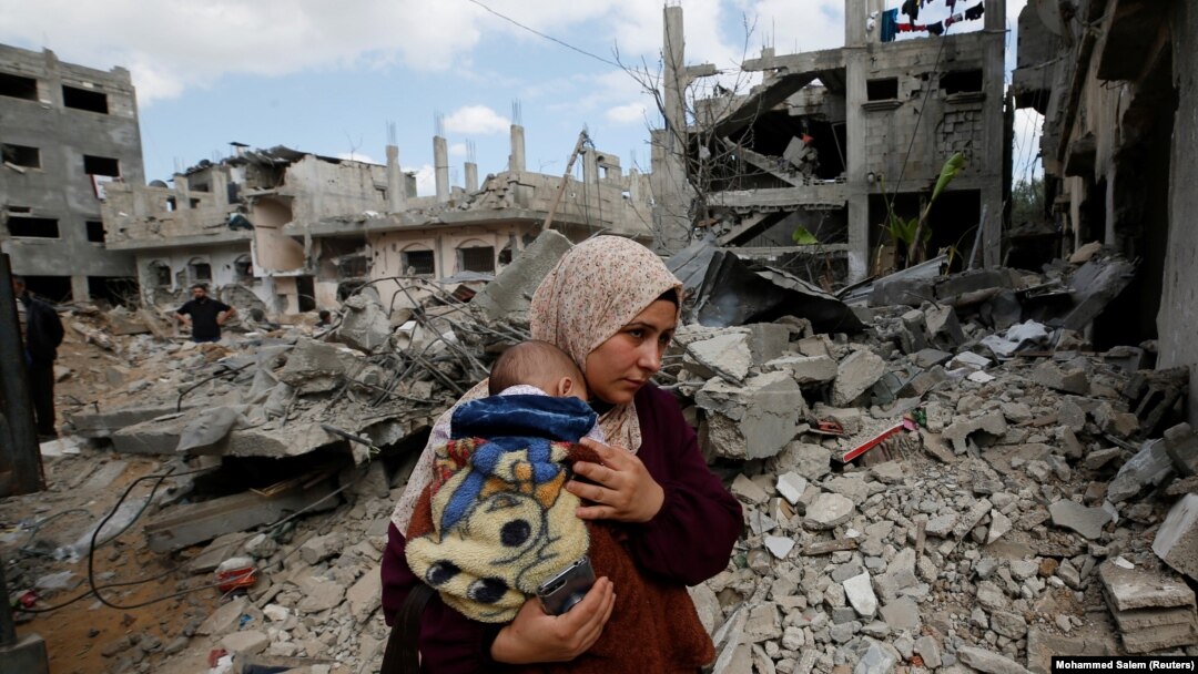 O mare parte din Fâșia Gaza a ajuns moloz în urma celor 11 zile în care Israel și Hamas au tras rachete unii către ceilalți. Americanii au promis palestinienilor fonduri pentru reconstrucția Gazei.