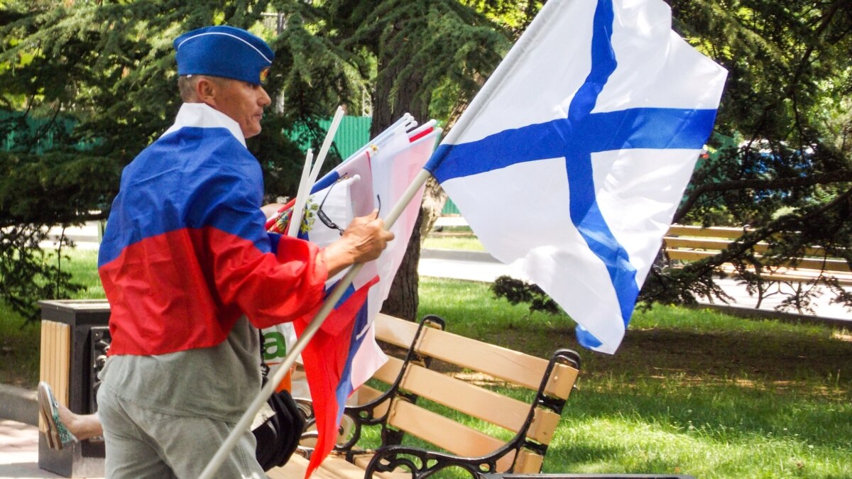 Выходные в крыму 31 декабря 2022. В крыму объявлен нерабочий день. В крыму объявлен нерабочий день. Крым 14 год видео. В крыму объявлен нерабочий день.