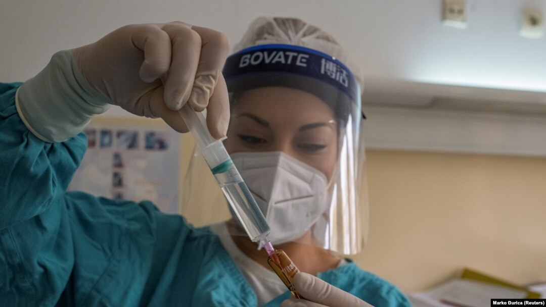 Medicinska radnica u bolnici Dr Dragiša Mišović u Beogradu