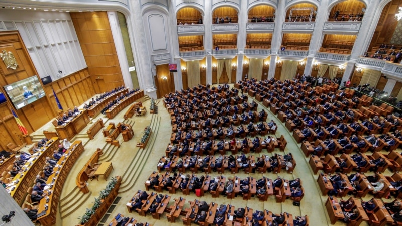 Parlamentul de la București a votat în favoarea noului guvern PSD condus de Viorica Dăncilă