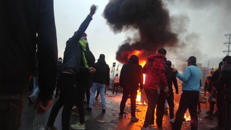 Tensione të larta në Iran, së paku 6 njerëz të vrarë në protesta