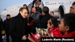 Франция президенті Макронның Пекинге келген сәті. 8 қаңтар 2018 жыл. 
