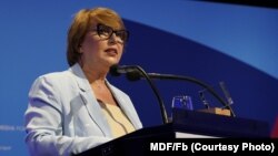 „მედიის განვითარების ფონდის“ დამფუძნებელსა და დირექტორს თამარ კინწურაშვილს სიტყვის თავისუფლების ჯილდო გადასცეს.