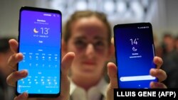 Samsung Galaxy S9 telefonları, arxiv fotosu