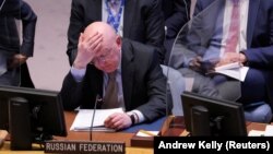 Ambasadorul Rusiei la ONU, Vasili Nebenzia, justifică la fiecare intervenție acțiunile Rusiei în Ucraina și neagă intențiile imperialiste ale Kremlinului. Imagine din 5 aprilie 2022, Consiliul de Securitate al ONU, New York.