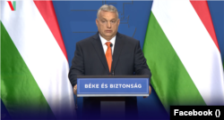 Orbán Viktor miniszterelnök nemzetközi sajtótájékoztatón Budapesten 2022. április 6-án