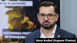 Adrian Chesnoiu, ministrul Agriculturii, spune că e clar că nu putem vorbi de un an cu precipitații suficiente pentru culturile agricole, dar nu trebuie să ne gândim la anul 2022 ca la un an secetos.