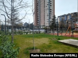 Паркот и игралиштето спасени од зграда на улицата „Бојмија“ во Аеродром