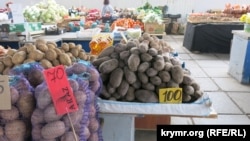 Продаж продуктів у Феодосії, Крим, березень 2022 року